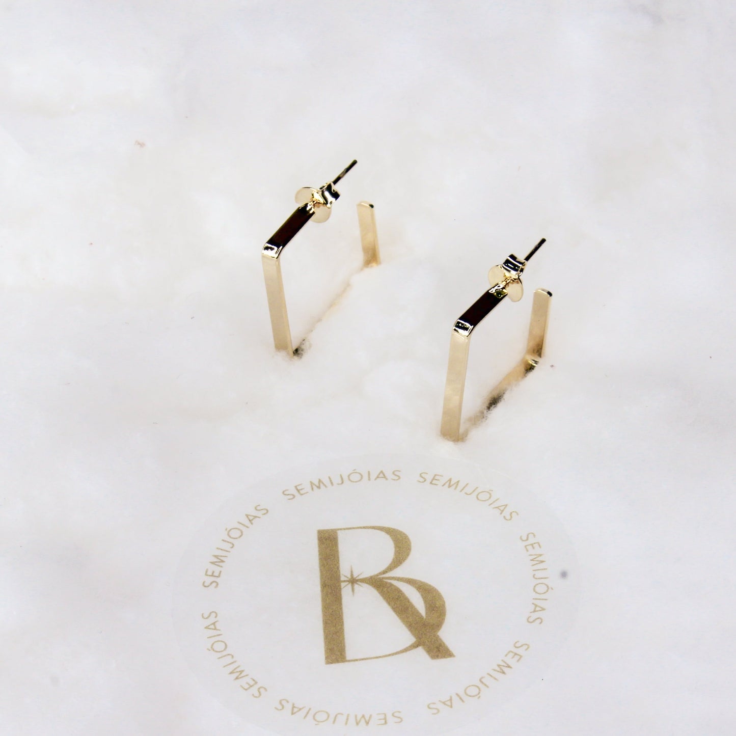 Argola Quadrada Banhada à Ouro 18k - Romilda Borges - cod: AR38