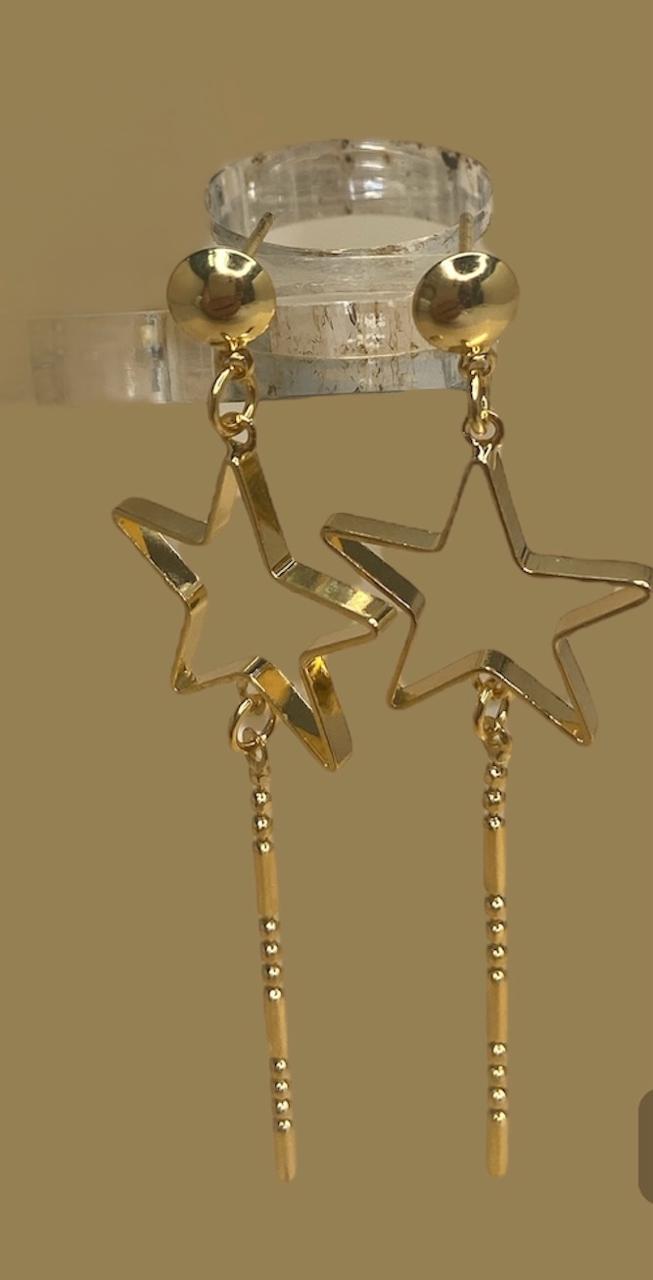 Brinco Pendurado Estrela Banhado à Ouro 18k - F43.1 - Romilda Borges