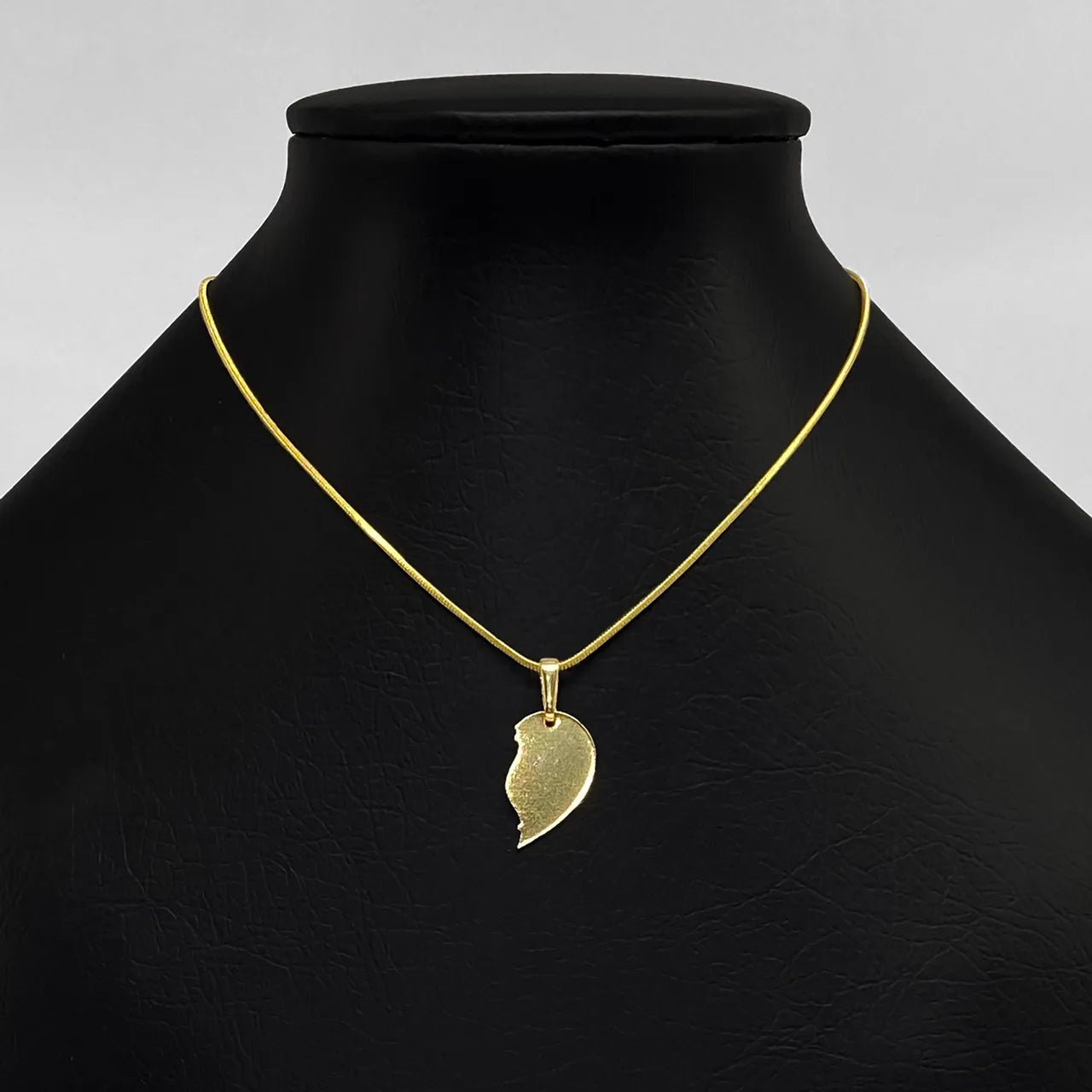 Colar Personalizável Duas Metades Banhado à Ouro 18k - Romilda Borges